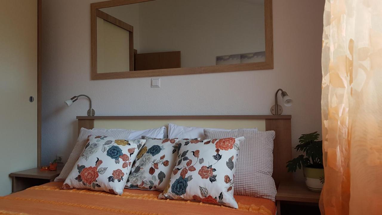 Apartmani Villa Lilliana Трибунь Экстерьер фото