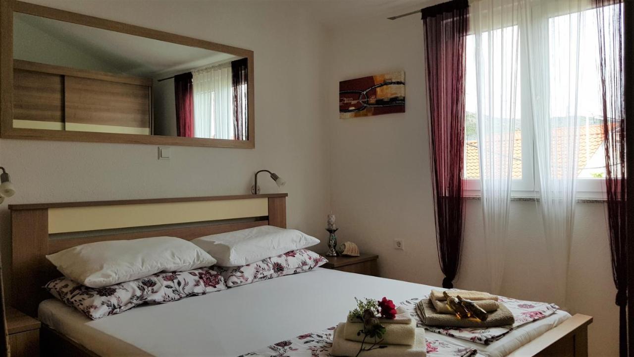 Apartmani Villa Lilliana Трибунь Экстерьер фото