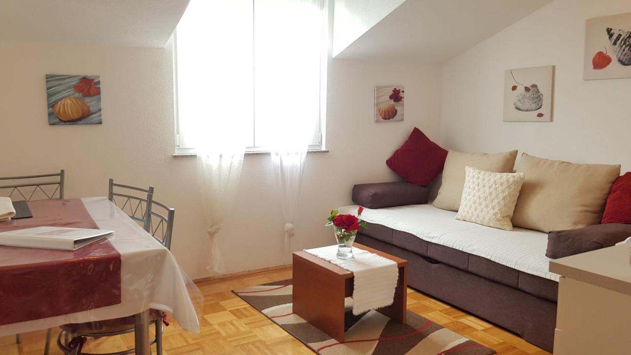 Apartmani Villa Lilliana Трибунь Экстерьер фото