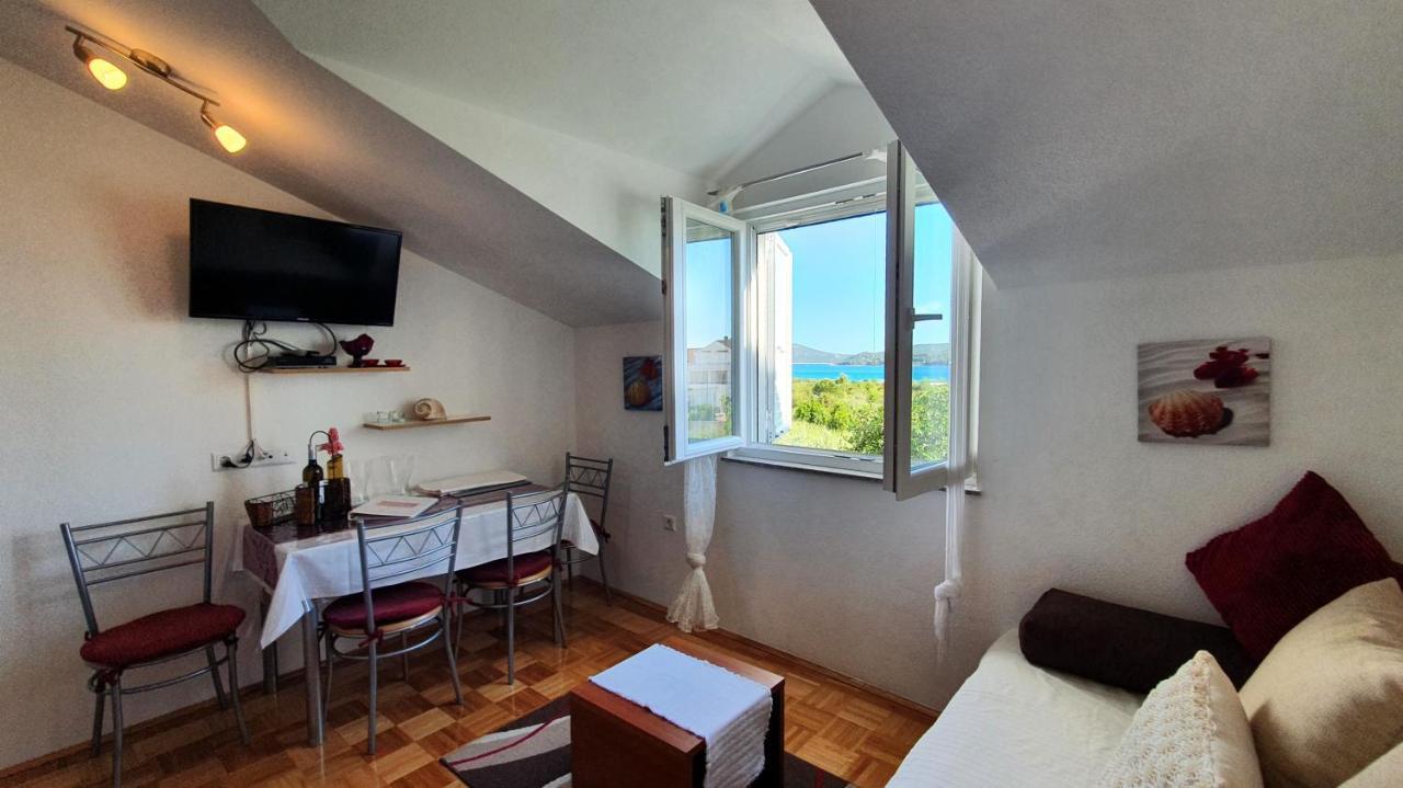 Apartmani Villa Lilliana Трибунь Экстерьер фото