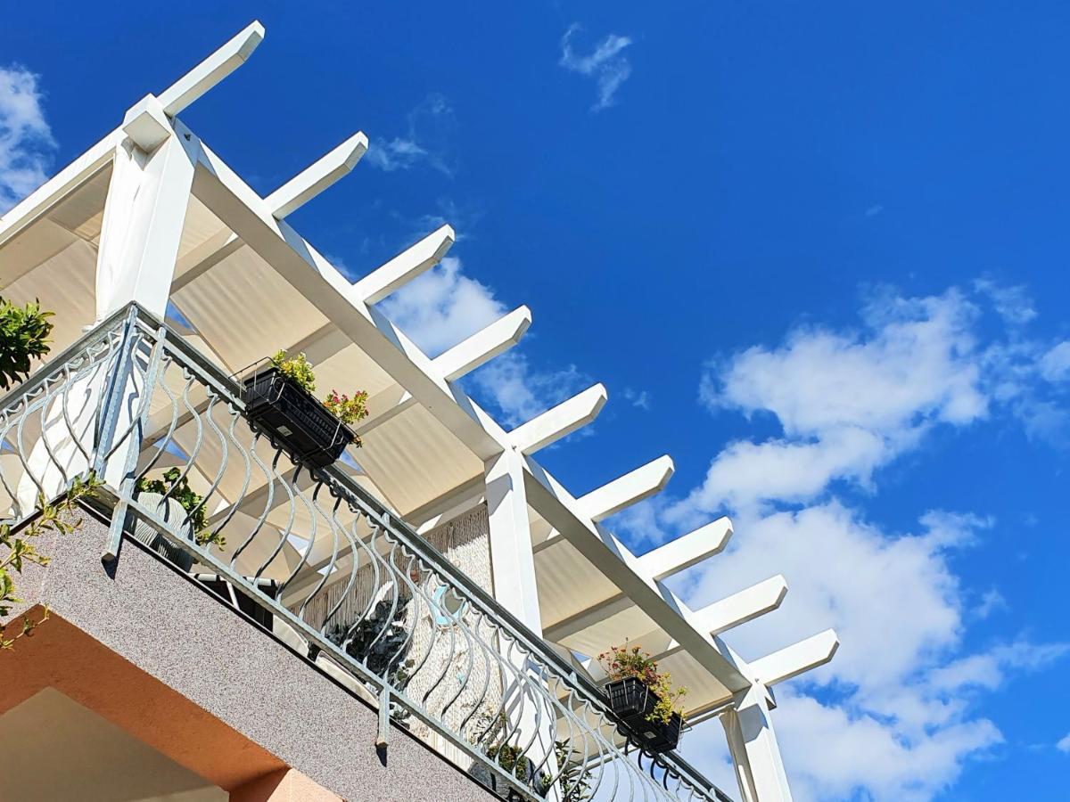 Apartmani Villa Lilliana Трибунь Экстерьер фото
