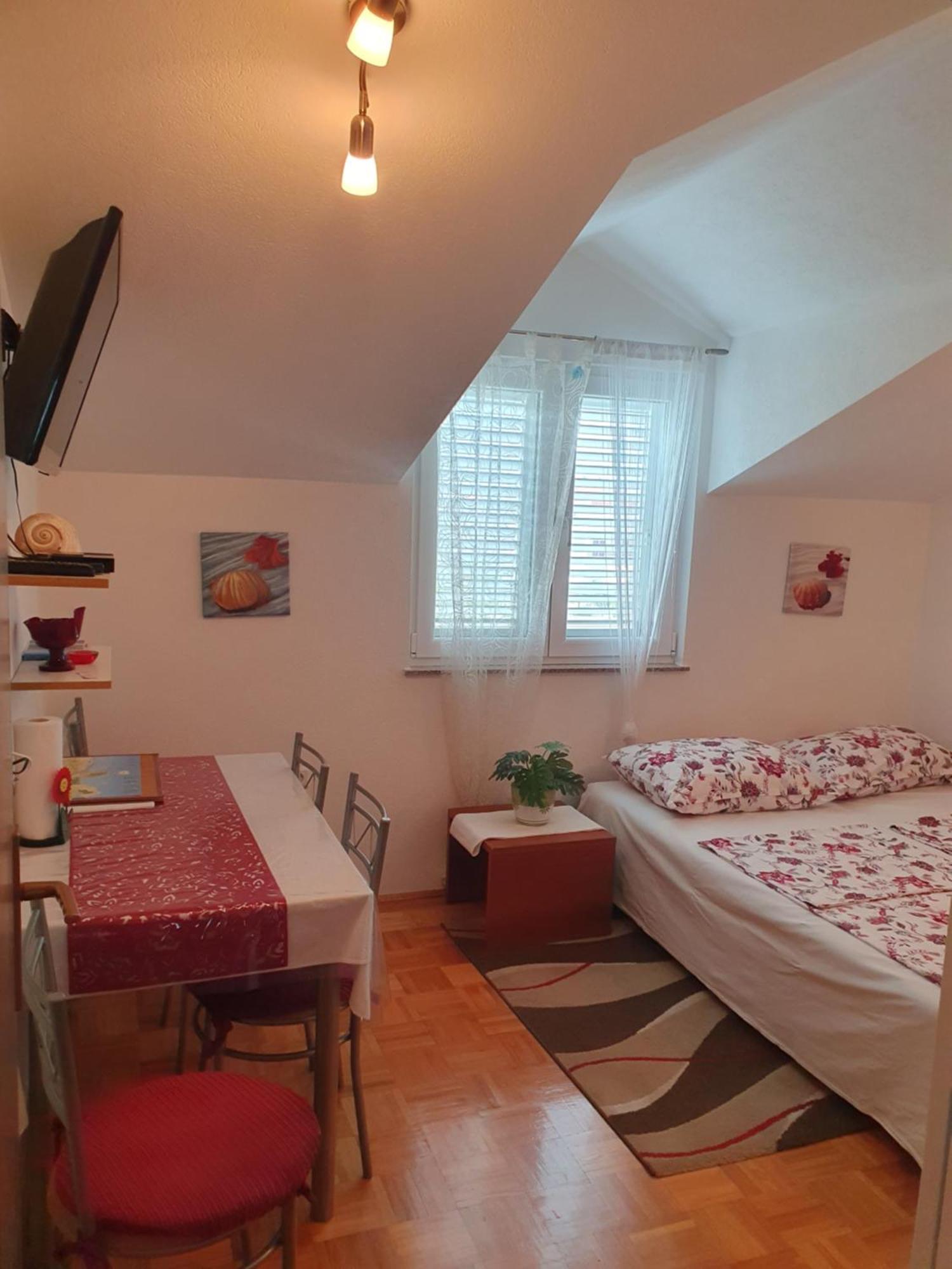 Apartmani Villa Lilliana Трибунь Экстерьер фото